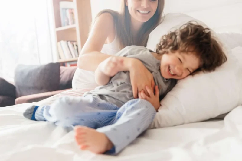 Happy_family_moment-1024x683